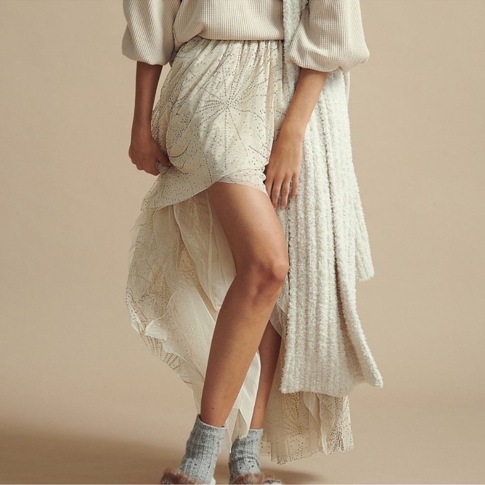 Elegant Cream Lace Skirt